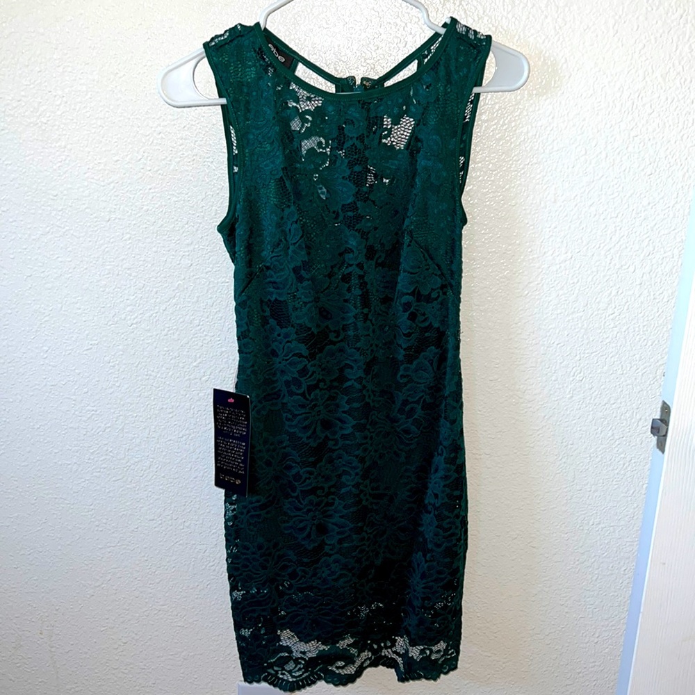 NWT Bebe Lace Dress in Emerald Green - Sz XS